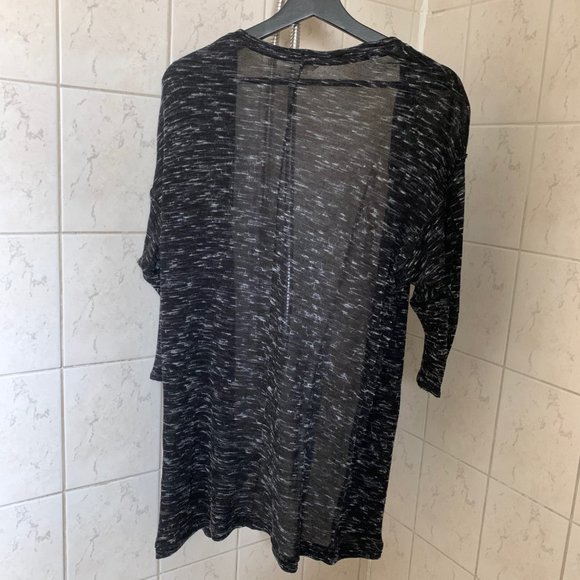 Aeropostale black and white marble cardigan - Picture 2 of 4